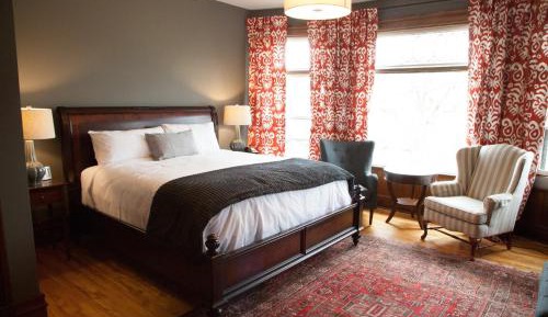 Standard King Room