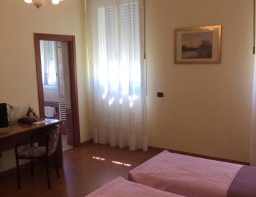 Large Twin Room