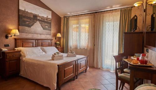 Superior Double or Twin Room with Spa Access Light