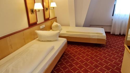 Economy Twin Room