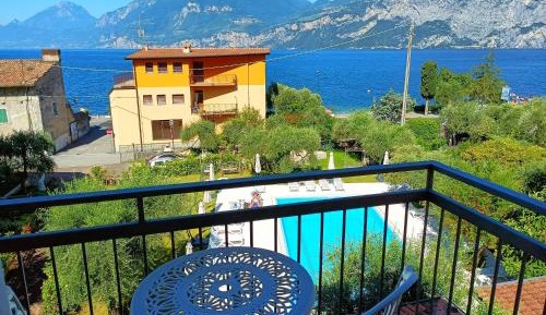Executive Room with Balcony and Lake View