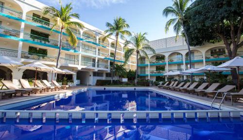 Double Room with Balcony and Pool View