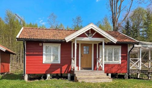 Two-Bedroom Holiday Home
