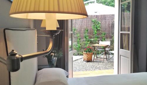 Double or Twin Room with Patio