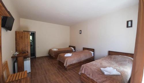 Triple Room with Bathroom