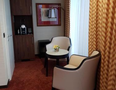 Skyline Nash Suite with Balcony
