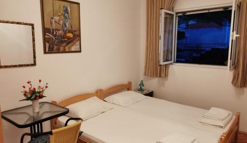Standard Double Room with Shared Bathroom
