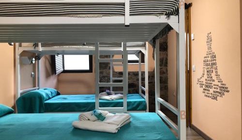 Bed in 8-Bed Mixed Dormitory Room