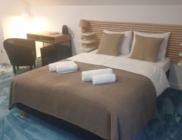 Triple Room with Balcony