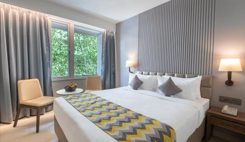 Standard King Room