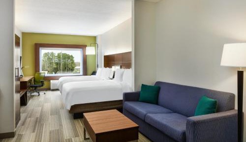 Double Suite with Two Double Beds - Non-Smoking