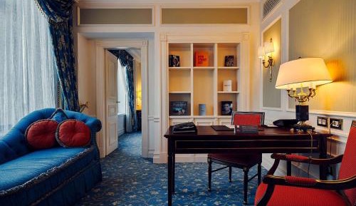 Fairmont Gold Suite