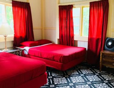 Standard Suite