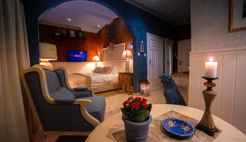 Queen Suite