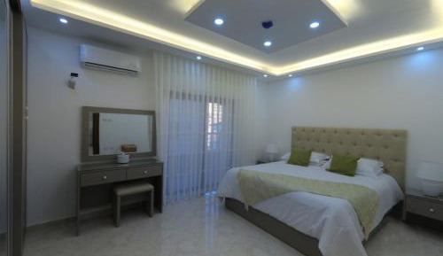 Superior Apartment