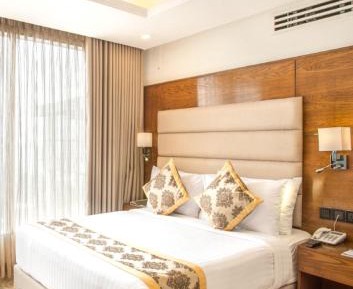 Deluxe King Room