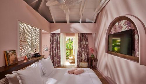 Tropical Room