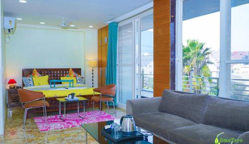 King Room with Balcony