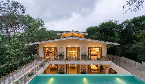 Five-Bedroom Villa