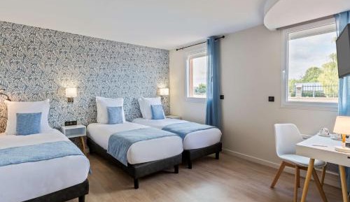 Classic Triple Room with Three Single Beds