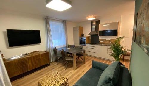 Apartment 5