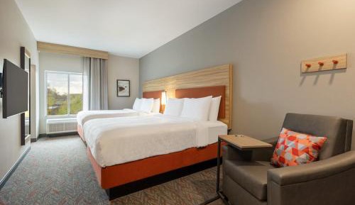 Queen Studio with Two Queen Beds - Hearing Accessible - Non-Smoking