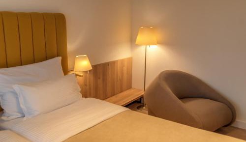 Double or Twin Room with City View