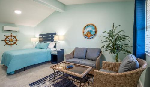 Deluxe King Suite