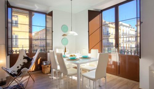 Two-Bedroom Apartment with City View