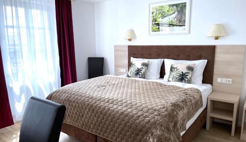 Large Double Room