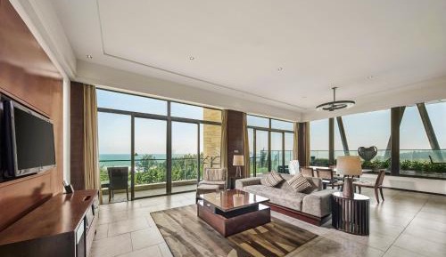 Premier Ocean View Suite