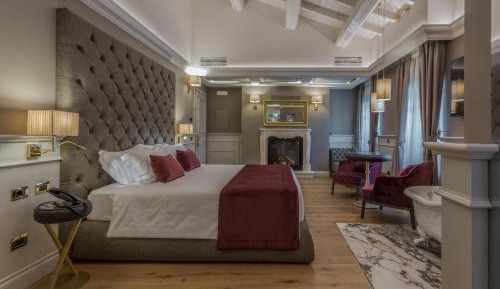 Junior Suite with Turkish Bath
