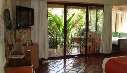 Suite with Two Double Beds with Spa Bath