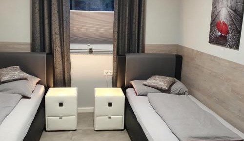 Twin Room with Shared Bathroom