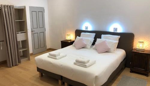 Deluxe Family Suite