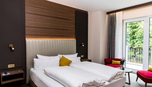 Deluxe Double Room with Balcony