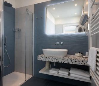 Suite with Front Sea View
