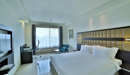 Deluxe Room (Locals and Unmarried Couples are not allowed)