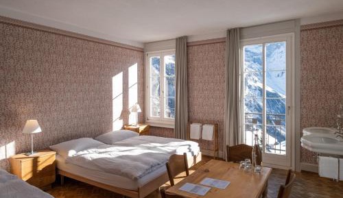 Quadruple Room Alpine View Shared Shower/WC on the floor