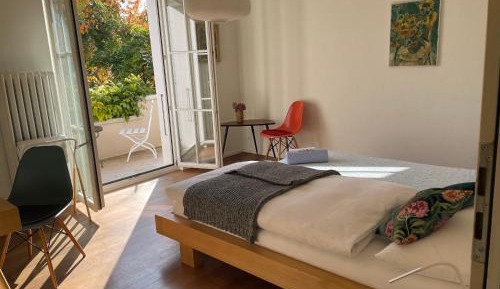 Double Room with Balcony and Shared Bathroom