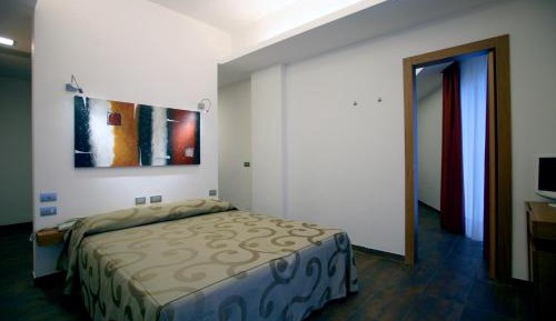 Two Connecting Double Rooms