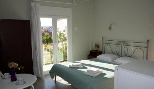 Basic Triple Room