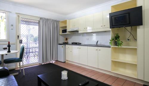 Studio Apartment