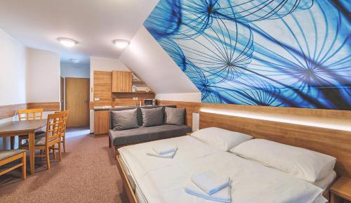 Studio (4 Adults)