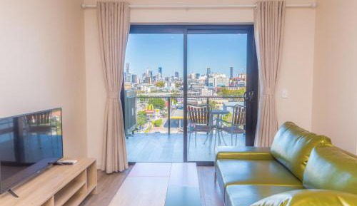 One-Bedroom Apartment- City View
