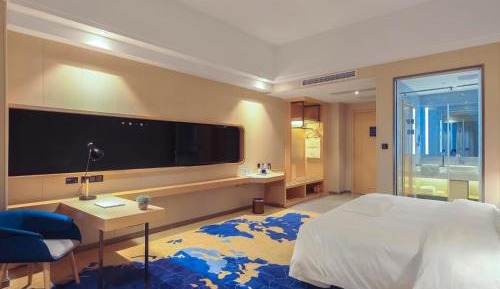 Guest Room with King Bed