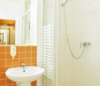 Double or Twin Room with Access to public Relax Center