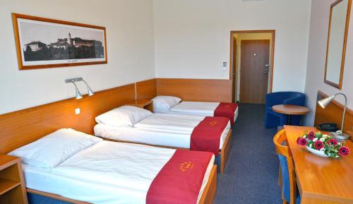 Triple Room with Access to public Relax Center