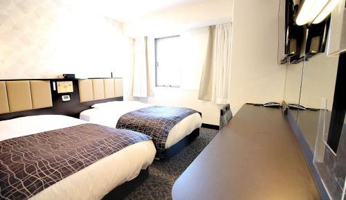 Twin Room - Non-Smoking