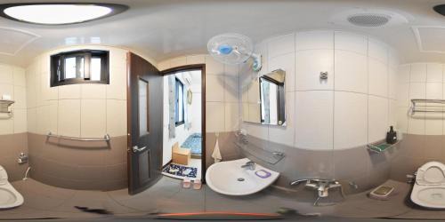 Japanese-Style Quadruple Room